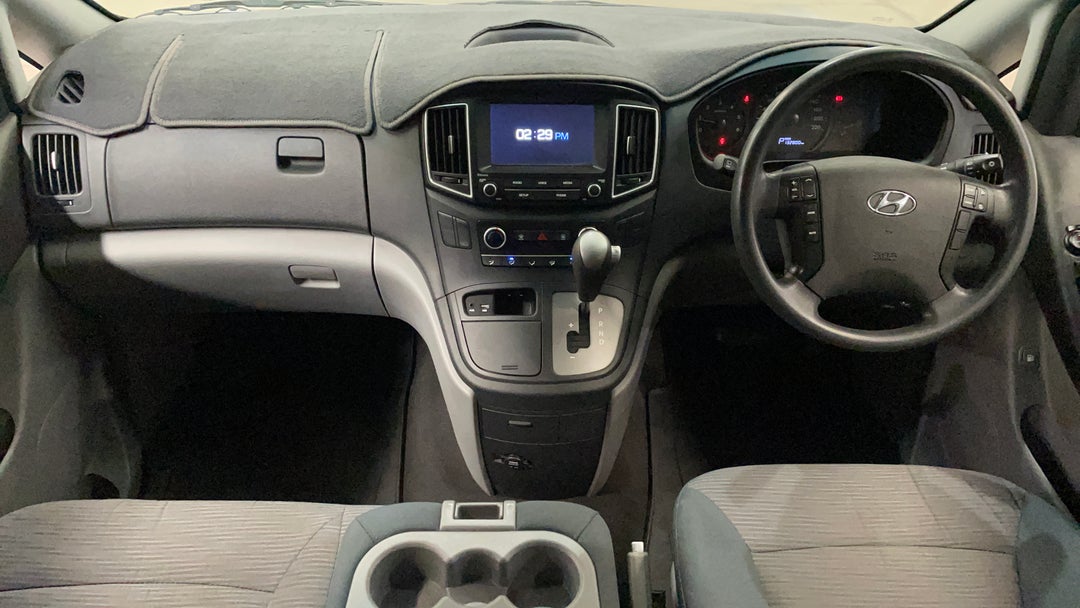 2017 Hyundai Iload 3s Liftback, Automatic, 132800 km, Dashboard View