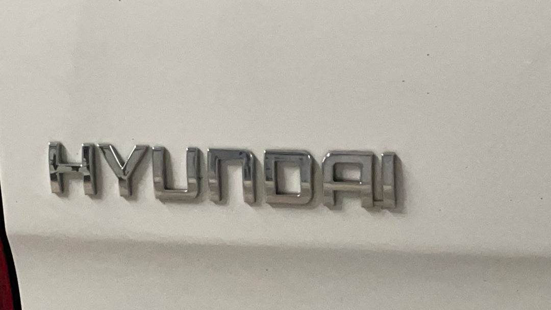 2017 Hyundai Iload 3s Liftback, Automatic, 132800 km, Badge (Boot Left Side)