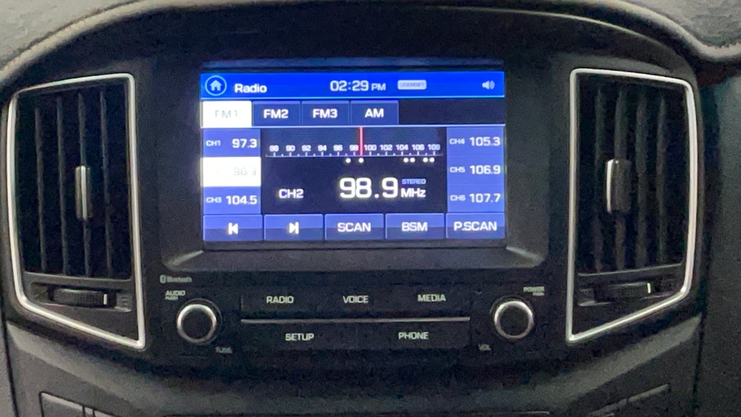 2017 Hyundai Iload 3s Liftback, Automatic, 132800 km, Infotainment System