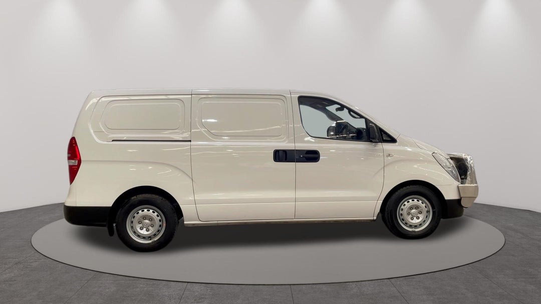 2017 Hyundai Iload 3s Liftback, Automatic, 132800 km, Right Side View