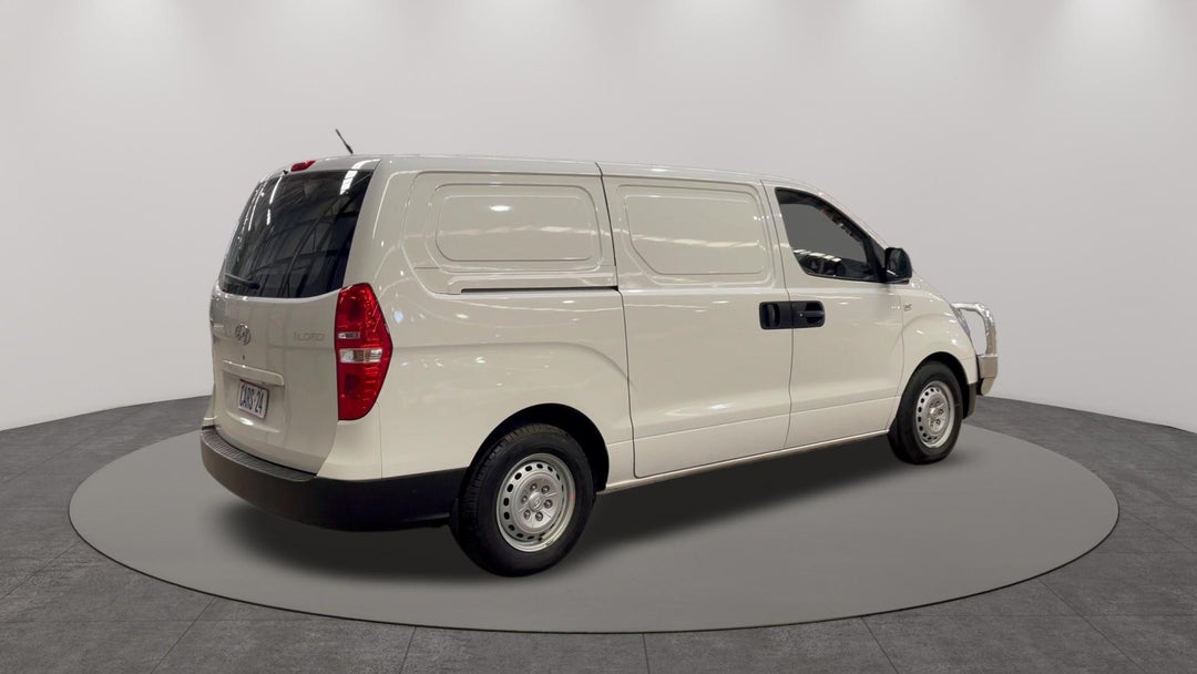 2017 Hyundai Iload 3s Liftback, Automatic, 132800 km, Right Back Diagonal (45- Degree) View