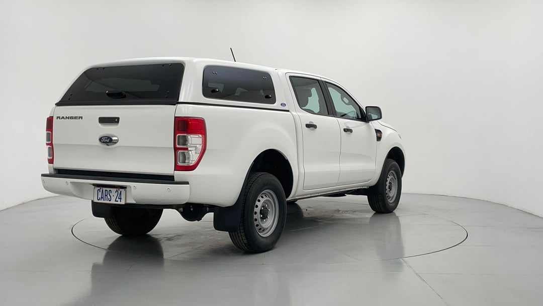 Right Back Diagonal (45- Degree) View