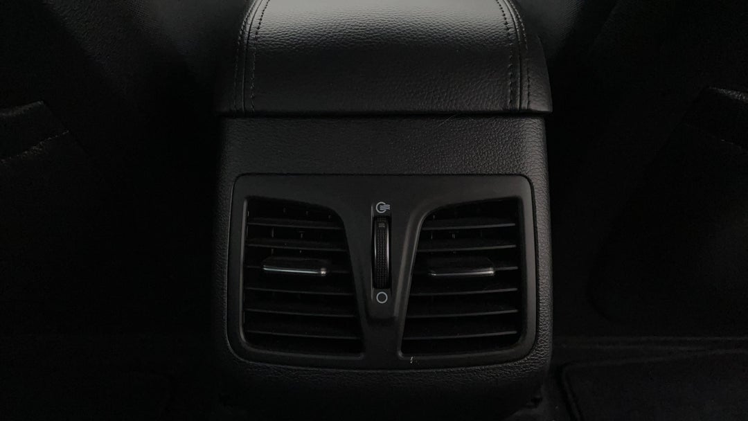 Rear A/C Vent