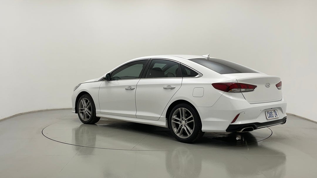 Left Back Diagonal (45- Degree) View