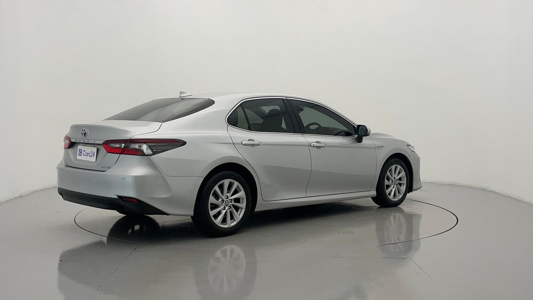 Right Back Diagonal (45- Degree) View