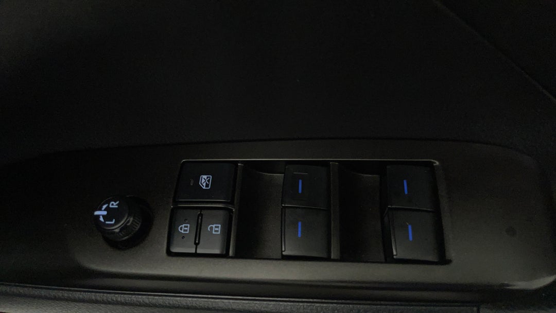 Drivers Side Door Panel Controls