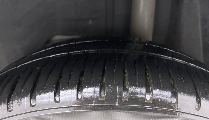 2019 Ford FREESTYLE TITANIUM PLUS 1.5 DIESEL, Diesel, Manual, 80,000 km, Left Rear Tyre Tread