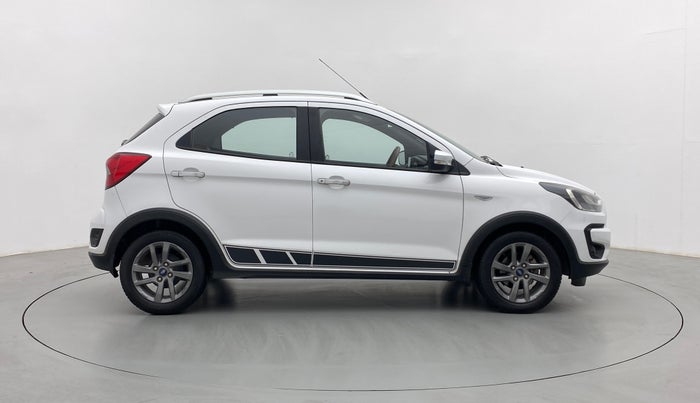 2019 Ford FREESTYLE TITANIUM PLUS 1.5 DIESEL, Diesel, Manual, 80,000 km, Right Side View