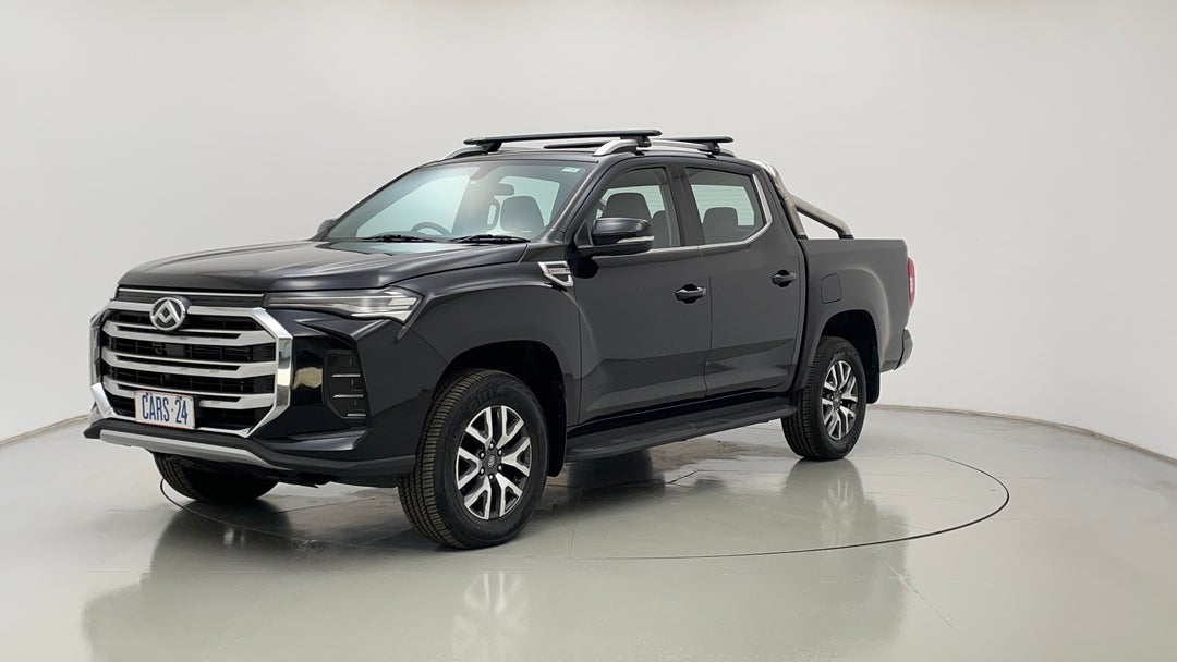 Left Front Diagonal (45- Degree) View