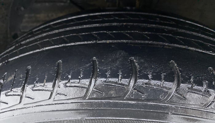 2018 Maruti Baleno DELTA 1.2 K12, Petrol, Manual, 92,178 km, Left Front Tyre Tread