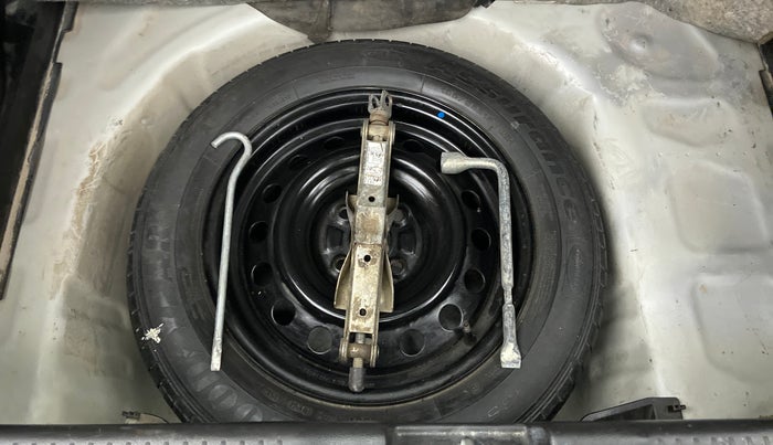 2018 Maruti Swift VDI, Diesel, Manual, 69,616 km, Spare Tyre
