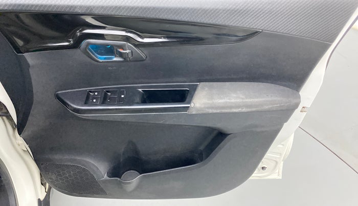 2018 Mahindra KUV 100 NXT K8 D 6 STR, Diesel, Manual, 72,407 km, Driver Side Door Panels Control