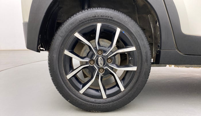 2018 Mahindra KUV 100 NXT K8 D 6 STR, Diesel, Manual, 72,407 km, Right Rear Wheel