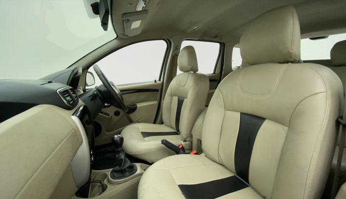 2014 Nissan Terrano XV 110 DIESEL, Diesel, Manual, 77,666 km, Right Side Front Door Cabin