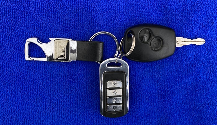 2014 Nissan Terrano XV 110 DIESEL, Diesel, Manual, 77,666 km, Key Close Up