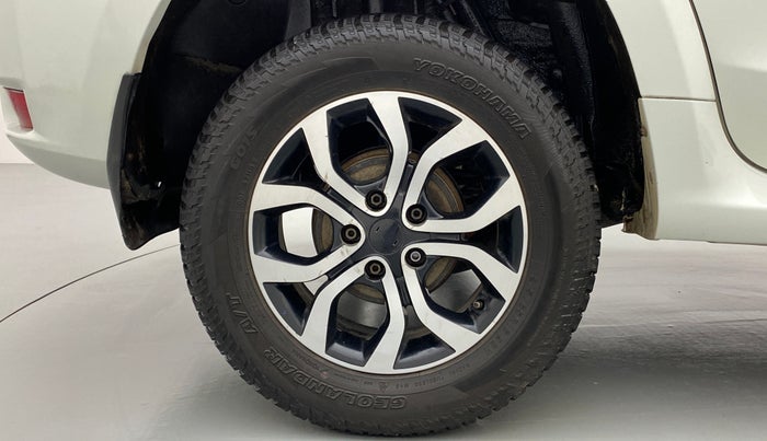2014 Nissan Terrano XV 110 DIESEL, Diesel, Manual, 77,666 km, Right Rear Wheel