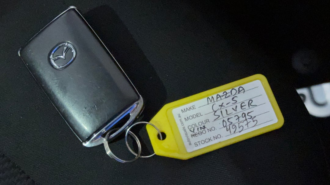 2023 Mazda CX-5 G20 Maxx (fwd), Automatic, 37834 km, Key Close-up