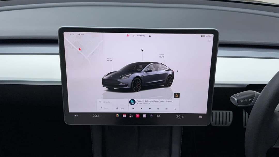 2022 Tesla Model 3 Performance, Automatic, 27854 km, Center Console