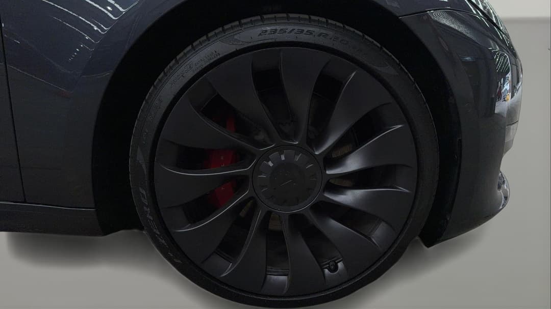 2022 Tesla Model 3 Performance, Automatic, 27854 km, Right Front Wheel