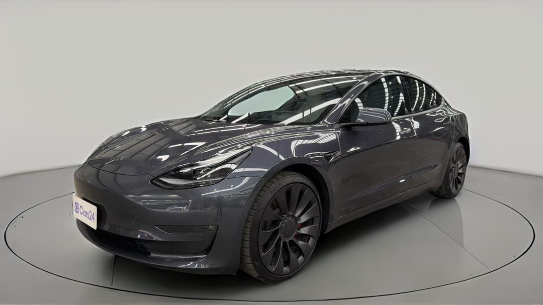 2022 Tesla Model 3 Performance, Automatic, 27854 km, Left Front Diagonal (45- Degree) View