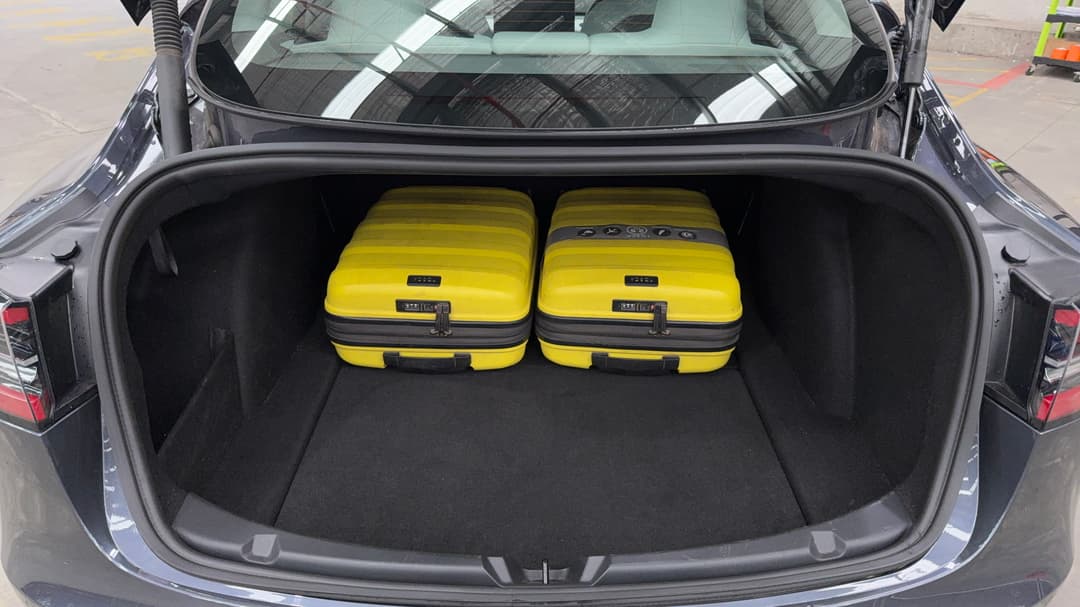 2022 Tesla Model 3 Performance, Automatic, 27854 km, Boot Inside View with Luggage
