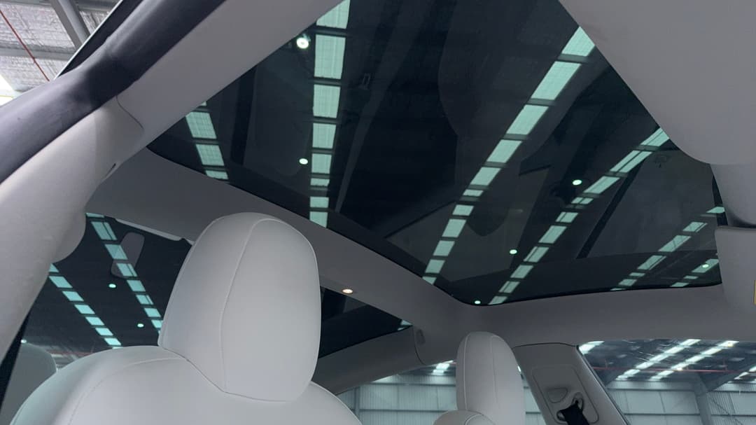 2022 Tesla Model 3 Performance, Automatic, 27854 km, Interior Sunroof/Moonroof