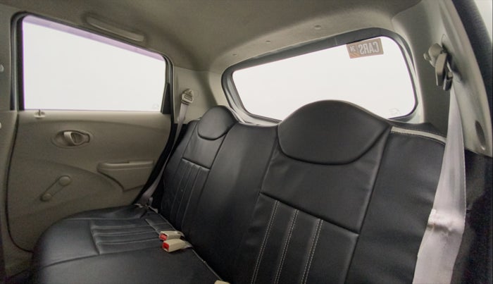 2014 Datsun Go T, Petrol, Manual, 90,047 km, Right Side Rear Door Cabin