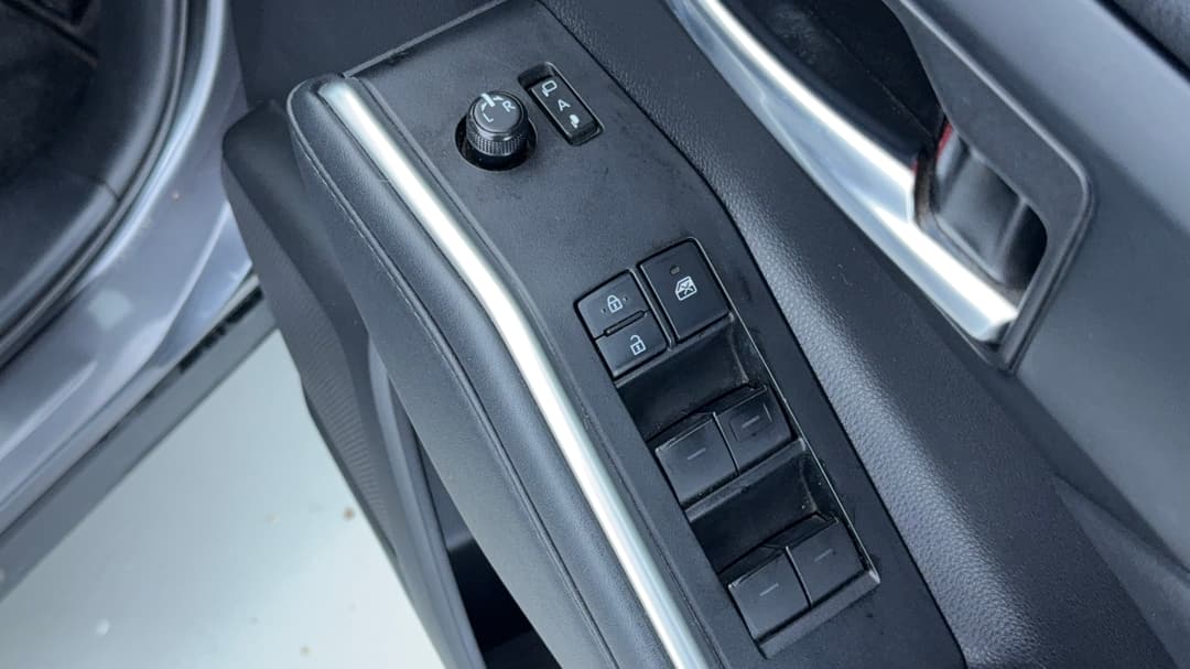 2021 Toyota Kluger Gxl Hybrid AWD, Automatic, 68341 km, Drivers Side Door Panel Controls