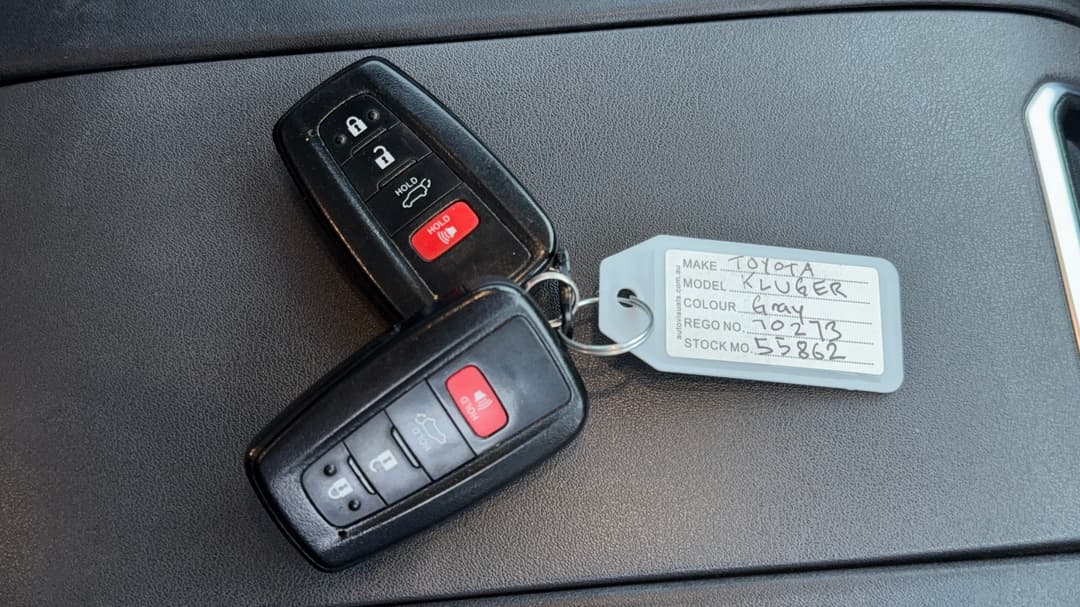 2021 Toyota Kluger Gxl Hybrid AWD, Automatic, 68341 km, Key Close-up