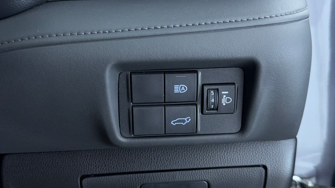 2021 Toyota Kluger Gxl Hybrid AWD, Automatic, 68341 km, Utility Switches/Buttons