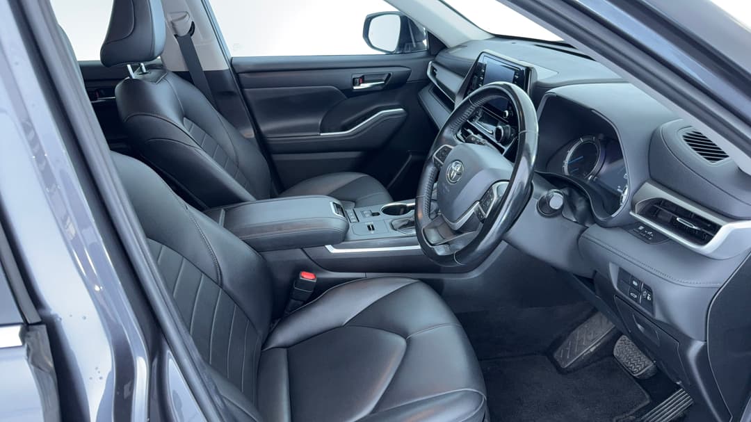 2021 Toyota Kluger Gxl Hybrid AWD, Automatic, 68341 km, Right Side Front Door Cabin View