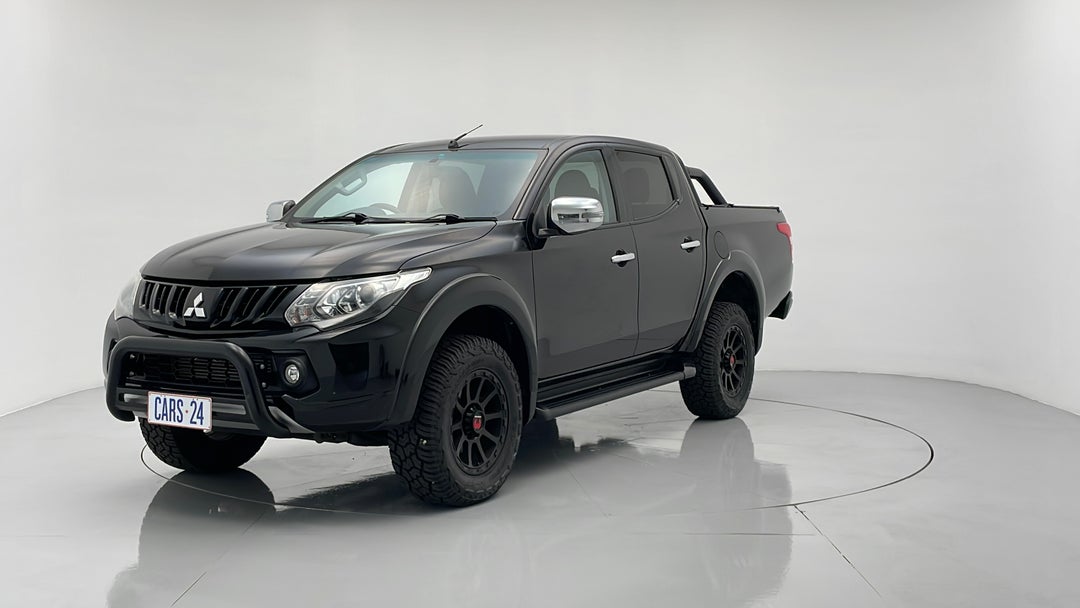 Left Front Diagonal (45- Degree) View