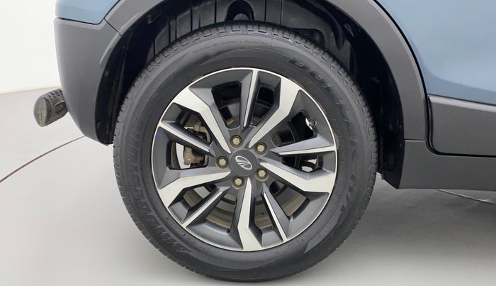 2022 Mahindra XUV300 W8 (O) 1.5 DIESEL, Diesel, Manual, 27,227 km, Right Rear Wheel