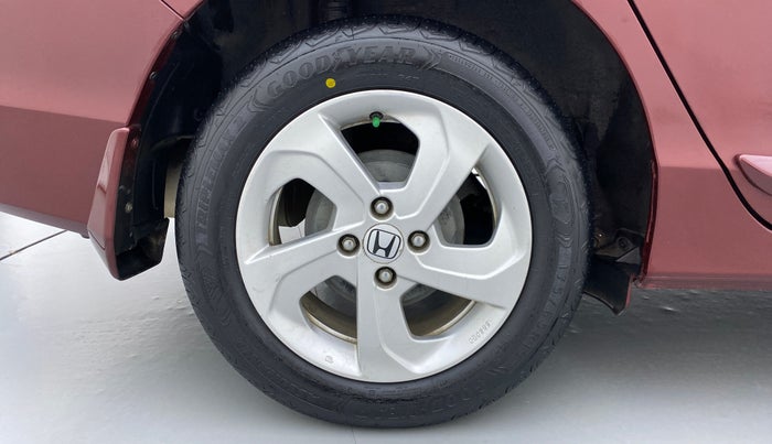 2015 Honda City VX MT PETROL, Petrol, Manual, 26,145 km, Right Rear Wheel