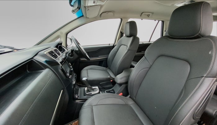 2018 Tata Hexa Varicor 400 XTA, Diesel, Automatic, 55,873 km, Right Side Front Door Cabin