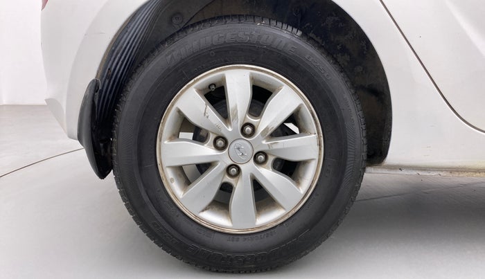 2013 Hyundai i20 SPORTZ 1.2 VTVT, Petrol, Manual, 59,204 km, Right Rear Wheel