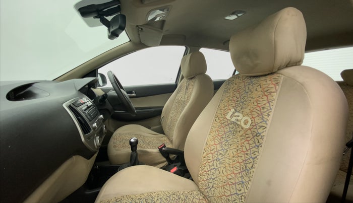 2013 Hyundai i20 SPORTZ 1.2 VTVT, Petrol, Manual, 59,204 km, Right Side Front Door Cabin