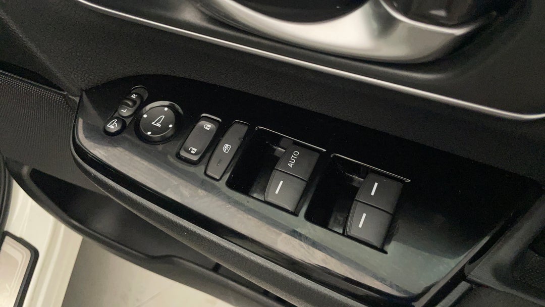 2018 Honda CR-V Vti-s (2wd), Automatic, 127676 km, Drivers Side Door Panel Controls