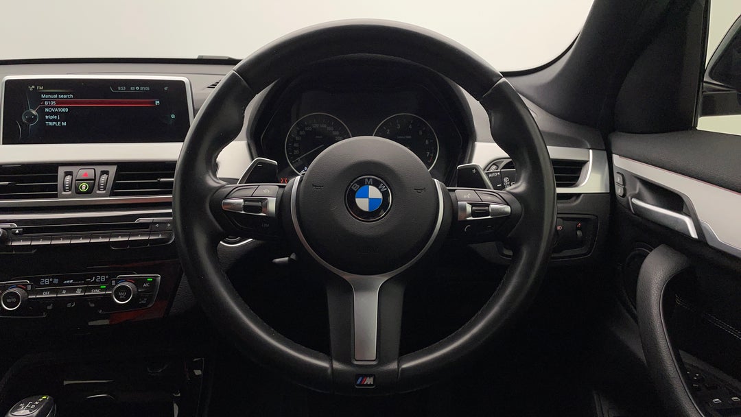 2017 BMW X1 Xdrive 25i, Automatic, 81321 km, Steering Wheel Close-up