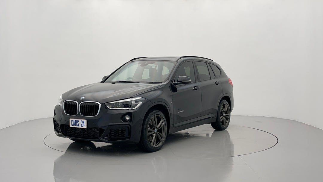 2017 BMW X1 Xdrive 25i, Automatic, 81321 km, Left Front Diagonal (45- Degree) View