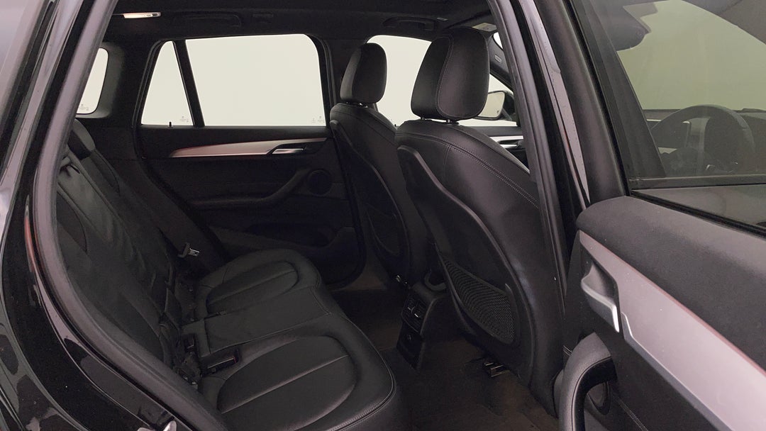 2017 BMW X1 Xdrive 25i, Automatic, 81321 km, Right Side Rear Door Cabin View