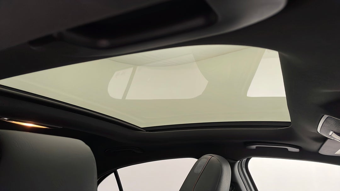 Interior Sunroof/Moonroof