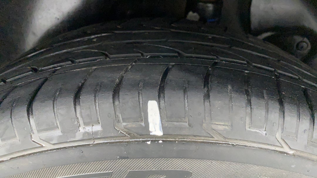 Left Rear Tyre Tread