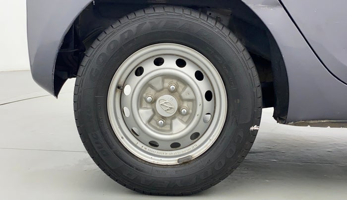 2014 Hyundai Eon D LITE PLUS, Petrol, Manual, 27,224 km, Right Rear Wheel