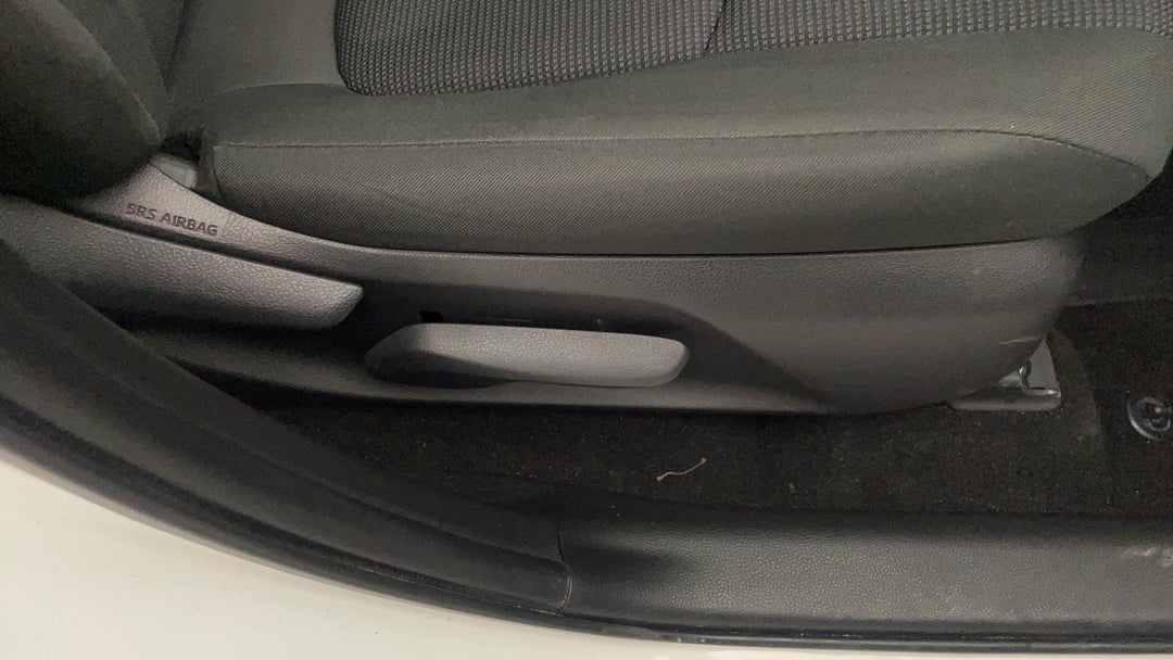 2020 Toyota RAV4 Gx (2wd) Hybrid, Automatic, 91275 km, Drivers Side Adjustment Panel