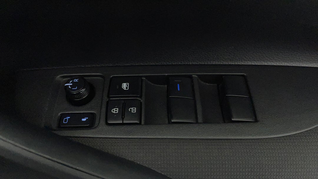 2022 Toyota Corolla Ascent Sport Hybrid, Automatic, 41573 km, Drivers Side Door Panel Controls