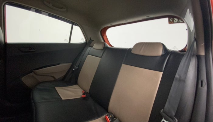 2017 Hyundai Grand i10 MAGNA U2 1.2 CRDI, Diesel, Manual, 51,309 km, Right Side Rear Door Cabin