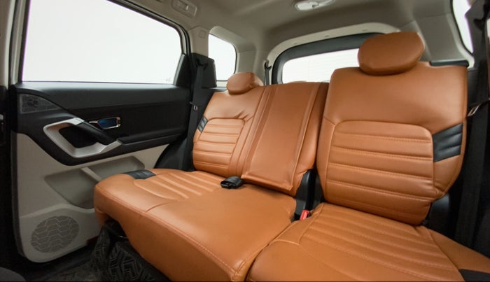 2022 Tata Safari XT PLUS, Diesel, Manual, 14,069 km, Reclining Back Row Seats
