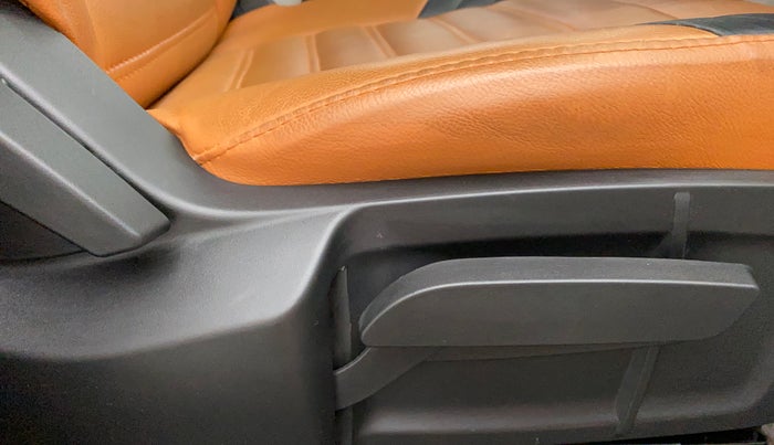 2022 Tata Safari XT PLUS, Diesel, Manual, 14,069 km, Driver Side Adjustment Panel