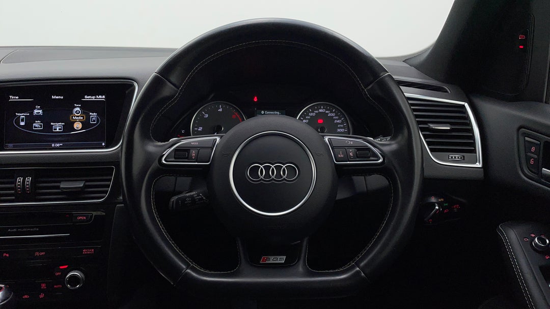 2016 Audi Sq5 3.0 Tdi Quattro, Automatic, 113922 km, Steering Wheel Close-up